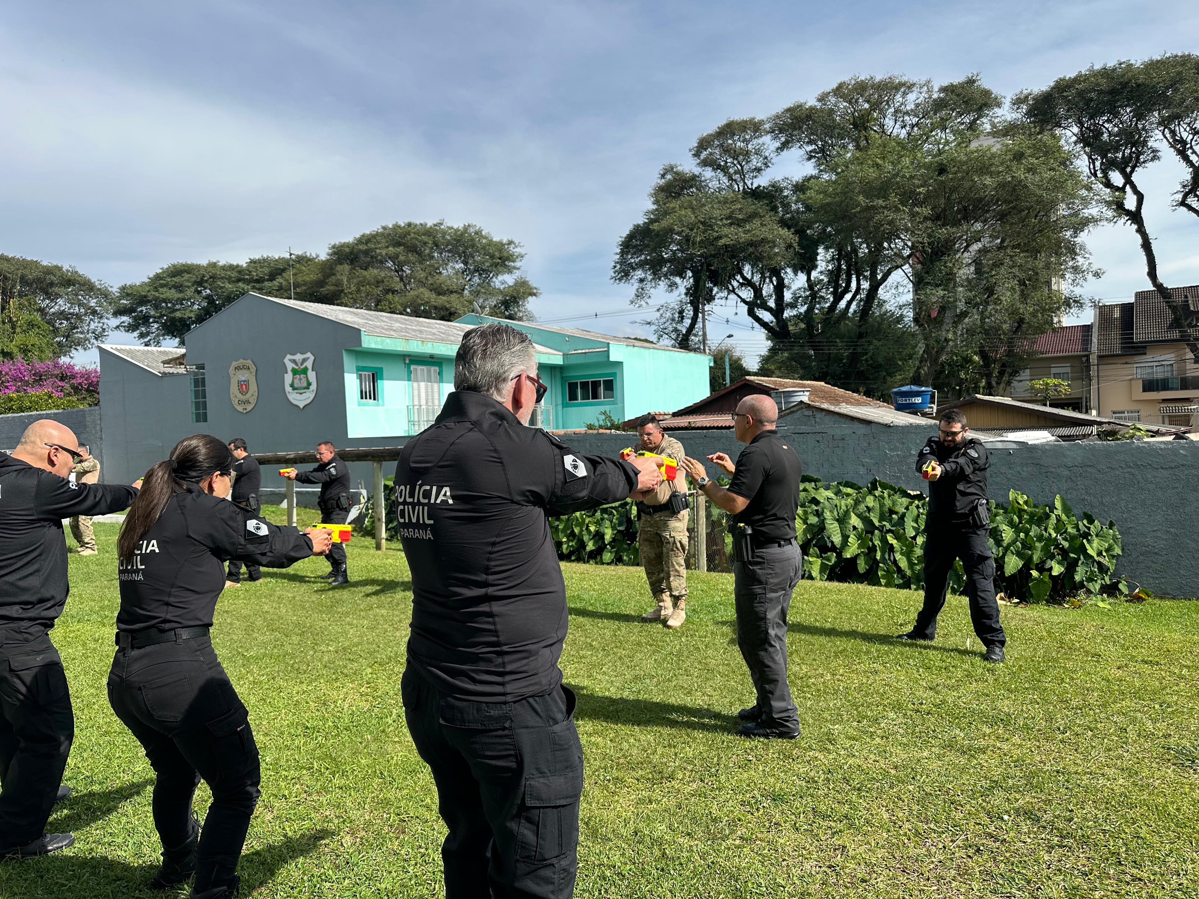 ESPC-PR é sede do primeiro curso de capacitação de policiais para utilização dos armamentos não letais
