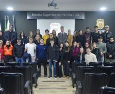 ESPC recebe visita de alunos do curso de direito da PUC-PR