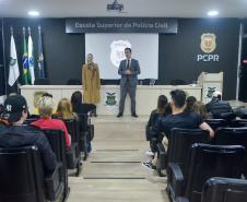 ESPC recebe visita de alunos do curso de direito da PUC-PR