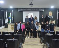 ESPC recebe visita de alunos do curso de direito da PUC-PR