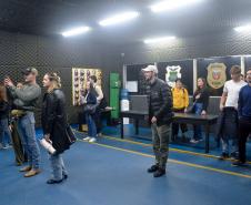 ESPC recebe visita de alunos do curso de direito da PUC-PR