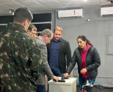 ESPC-PR recebe visita da 5ª Divisão de Exército