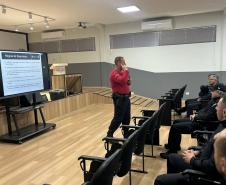 ESPC-PR realiza Curso de Operador Beretta APX e entrega novo armamento para policiais civis de três subdivisões