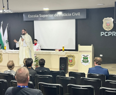 ESPC-PR realiza missa em memória de policiais civis
