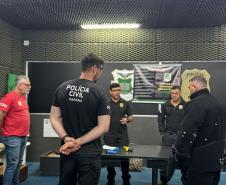 ESPC-PR capacita primeira turma descentralizada de instrutores para docência no uso de Taser 10