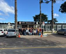 ESPC-PR recebe visita dos alunos do curso de Direito da Gran Faculdade