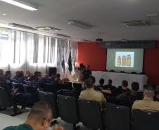 Alunos da pós-graduação treinam ministrar curso de APH em Combate - Marc 1