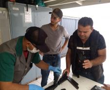 Manutenção de armas em Quatro Barras