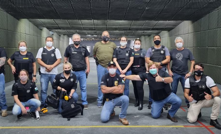 Armamento e tiro fevereiro de 2022