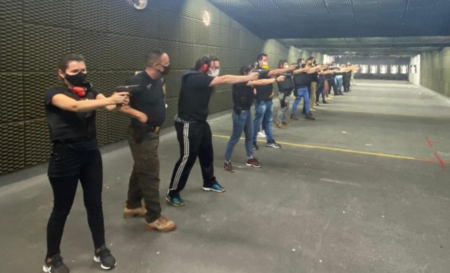 Armamento e tiro fevereiro de 2022