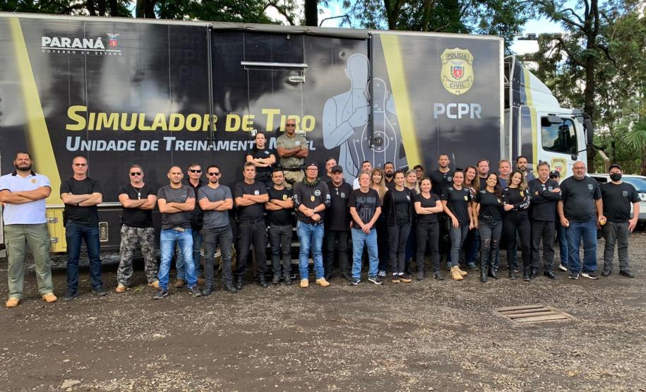 todos os participantes