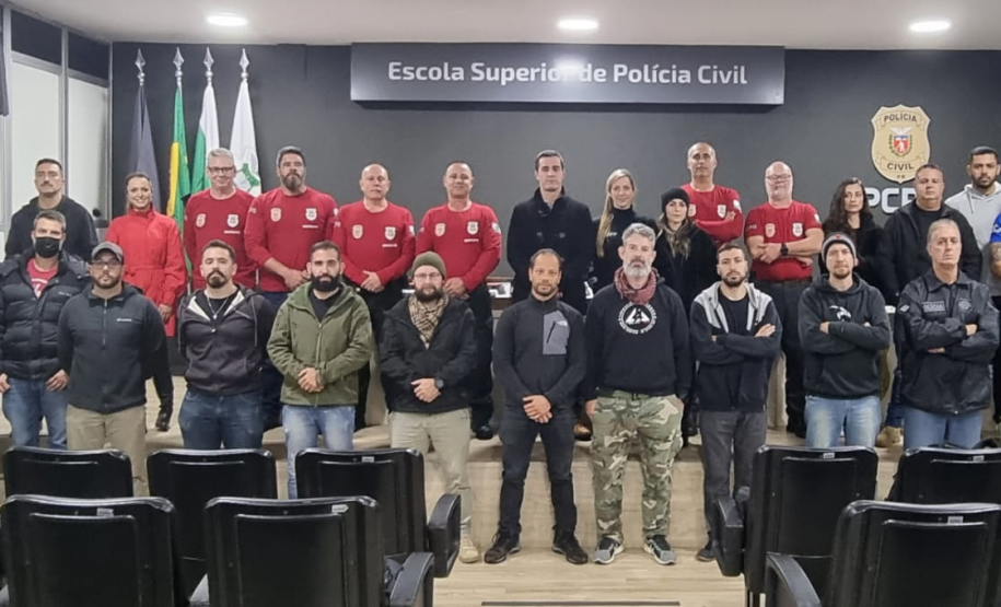 todos os participantes