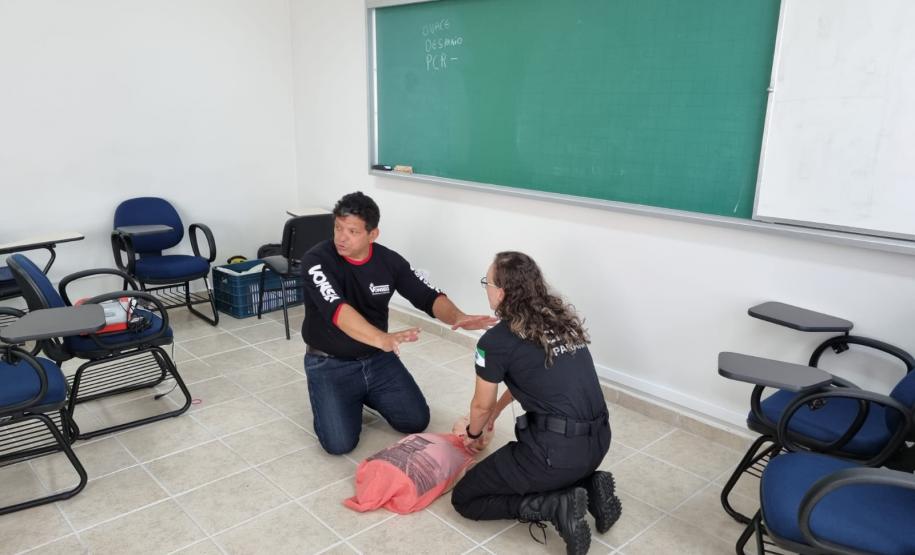 Curso Introdutório de Primeiros Socorros / 04