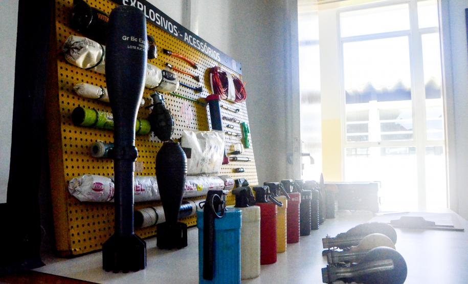 Estágio de Prática e Manipulação de Explosivos / 4