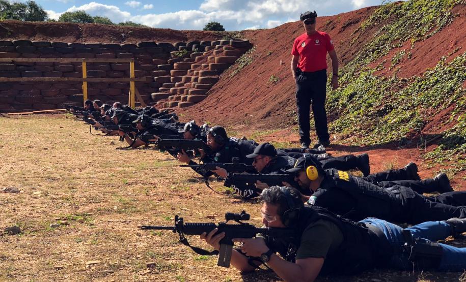 Curso de Fuzil / Edição Abril - 3