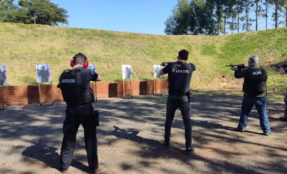 ESPC realiza novas edições do Curso de Extensão para Habilitação no Manuseio de Arma Longa – Fuzil