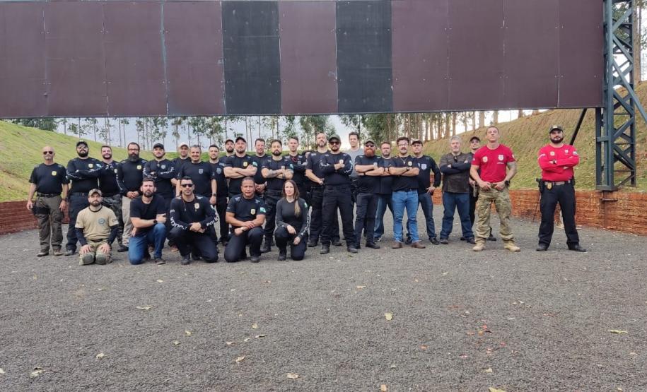 ESPC realiza novas edições do Curso de Extensão para Habilitação no Manuseio de Arma Longa – Fuzil