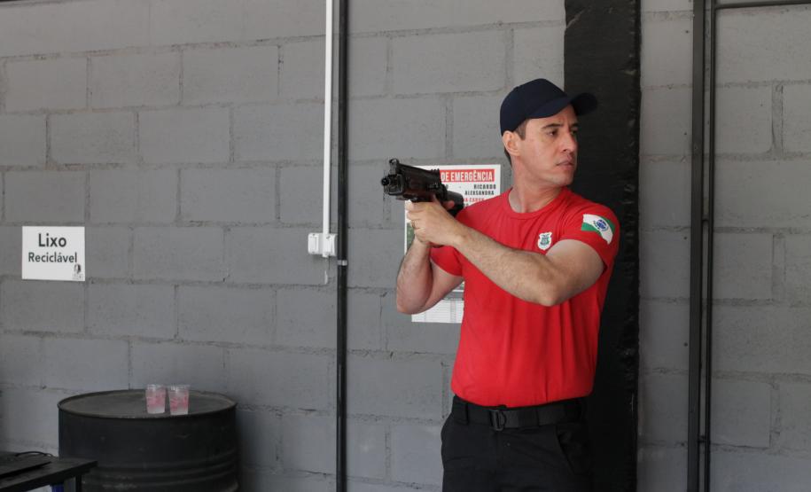 ESPC realiza novas edições do Curso de Extensão para Habilitação no Manuseio de Armas Longas – Fuzil