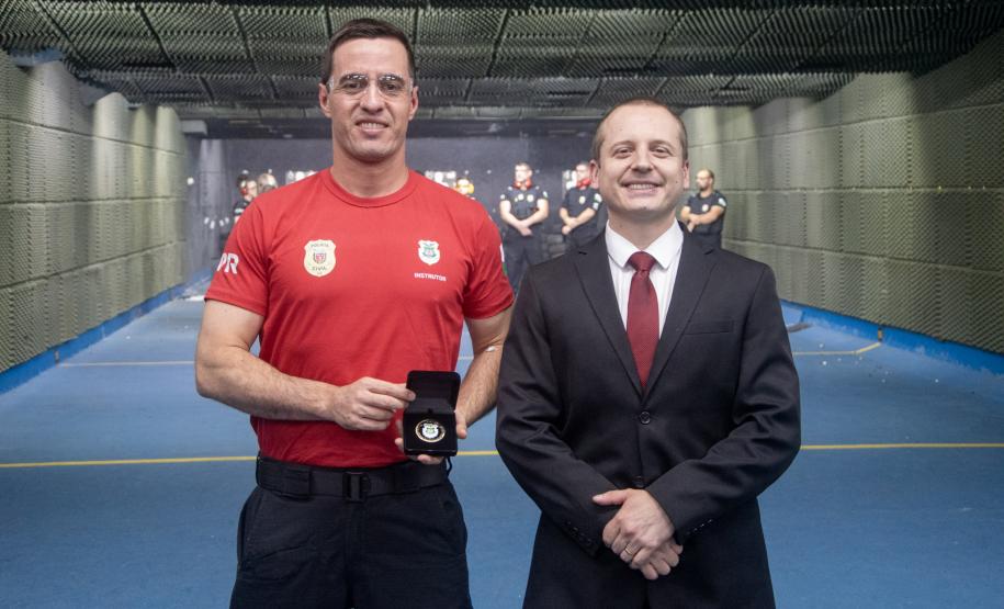 Diretor da ESPC é homenageado por alunos do Curso de Formação Técnico-Profissional de Carreiras Policiais de 2023