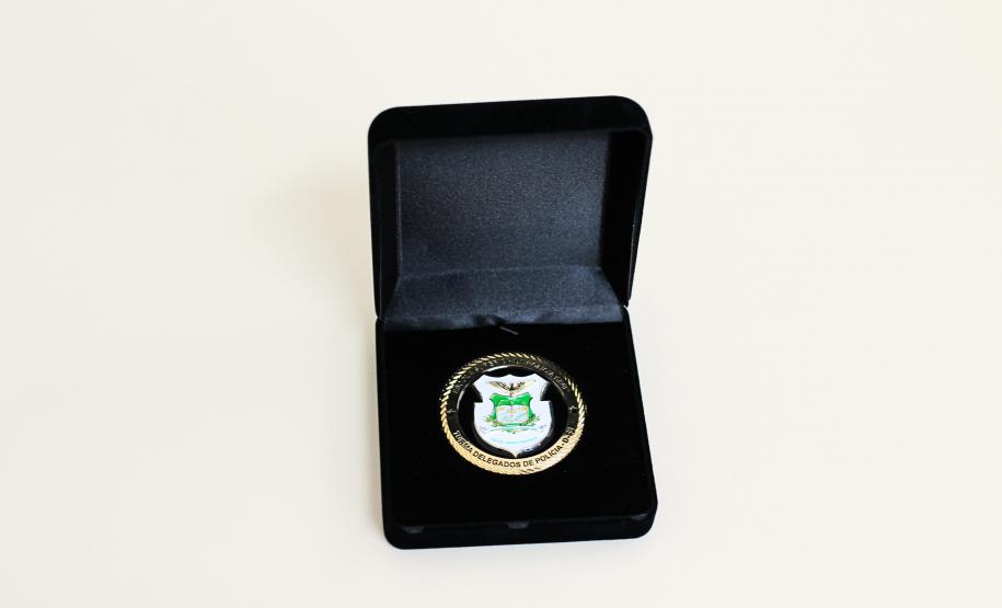 Vice-Diretora da ESPC recebe homenagem dos alunos do Curso de Formação Técnico-Profissional de 2023