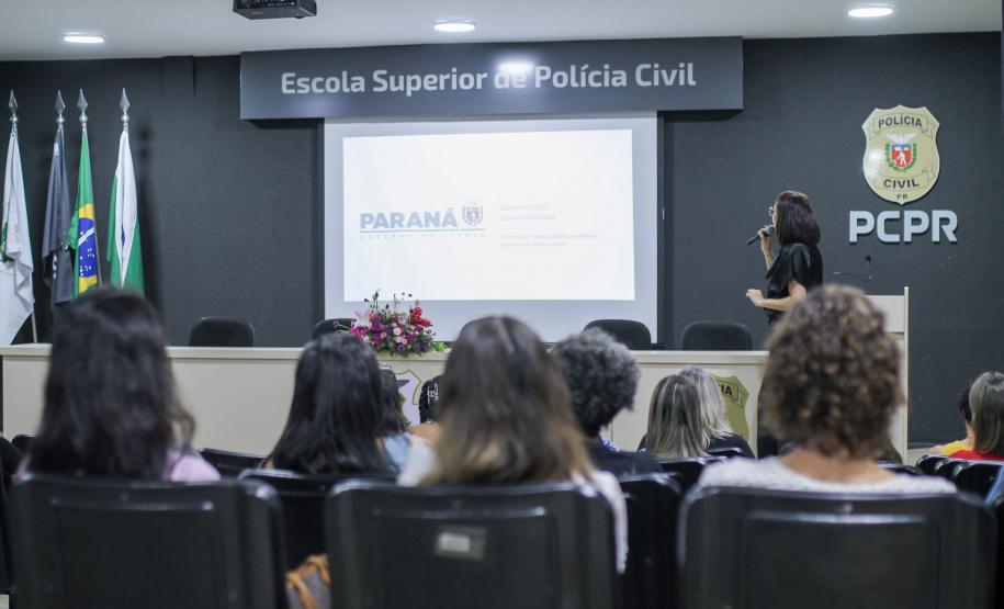 ESPC recebe palestra alusiva ao Dia Internacional da Mulher