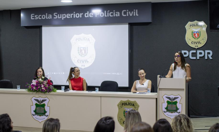 ESPC recebe palestra alusiva ao Dia Internacional da Mulher