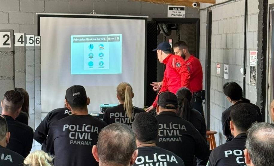 ESPC capacita 114 policiais para uso de fuzil