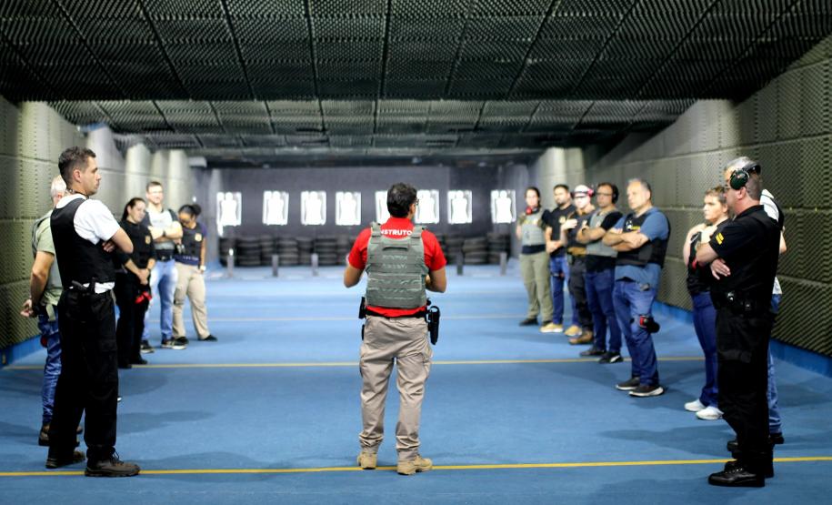 ESPC sedia instruções das Polícias Científica e Penal do Paraná