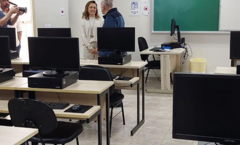 ESPC recebe visita do Professor Ernani Costa Straube