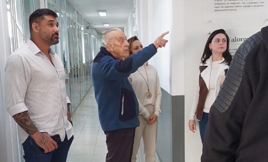 ESPC recebe visita do Professor Ernani Costa Straube