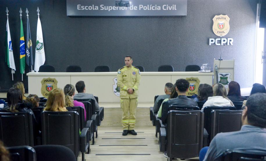 ESPC realiza palestra espiritual