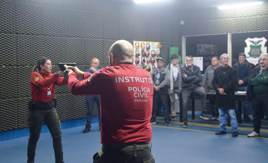 ESPC realiza Curso de Simulador e Atendimento Pré-Hospitalar em Combate para policiais civis aposentados