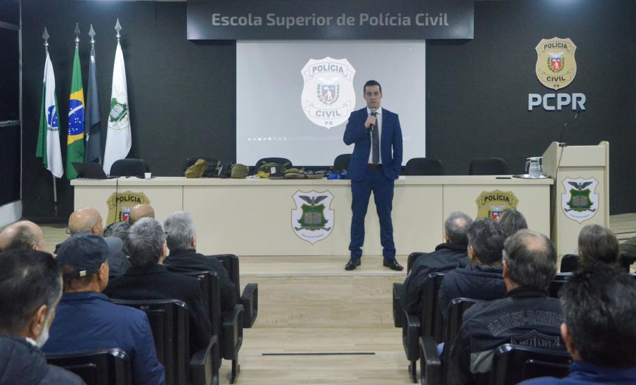 ESPC realiza Curso de Simulador e Atendimento Pré-Hospitalar em Combate para policiais civis aposentados