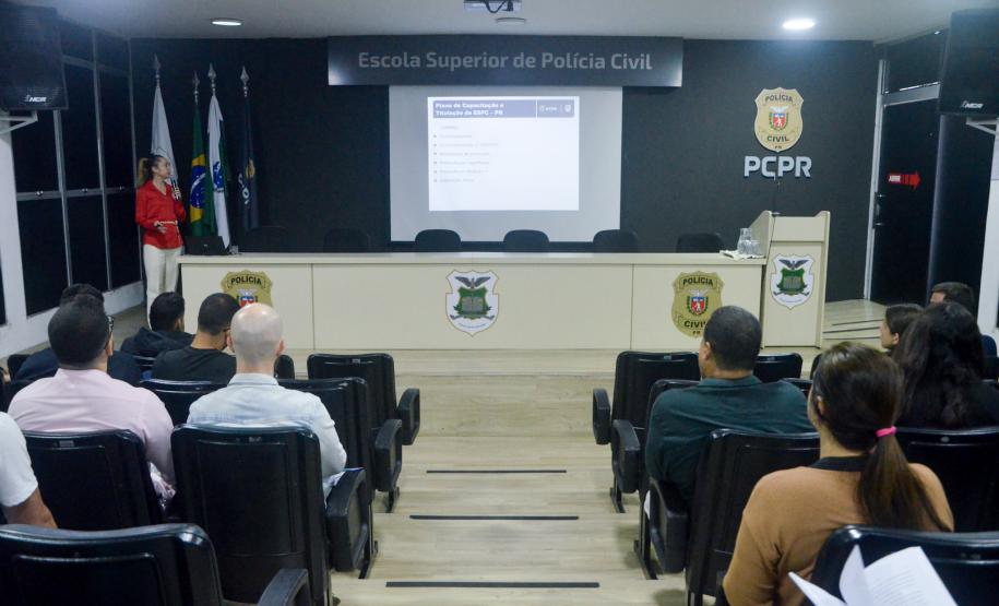 ESPC lança Plano de Capacitação e Titulação para promoções