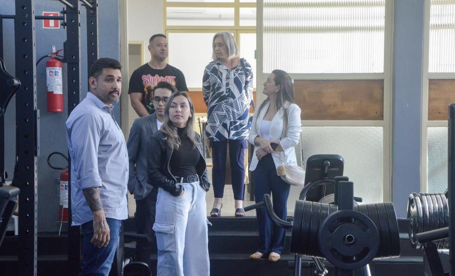 ESPC recebe visita de estudantes universitários