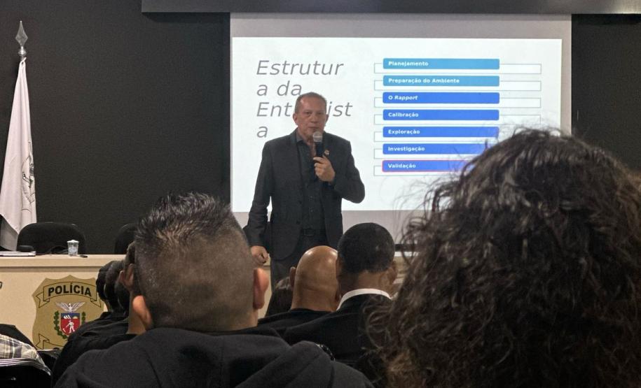 ESPC realiza palestra "Rastreando Verdade e Detectando Mentiras: Aspectos Verbais e Não Verbais da Comunicação Aplicada à Investigação Policial"