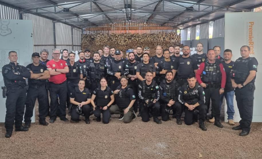 ESPC-PR realiza Curso de Operador Beretta APX e entrega novo armamento para policiais civis em Toledo