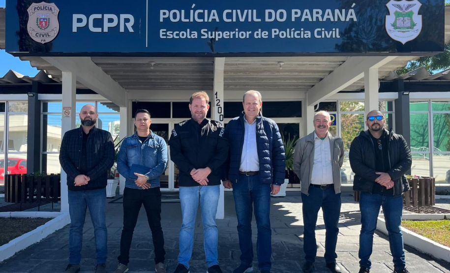 ESPC-PR recebe visita do Secretário da Ciência, Tecnologia e Ensino Superior