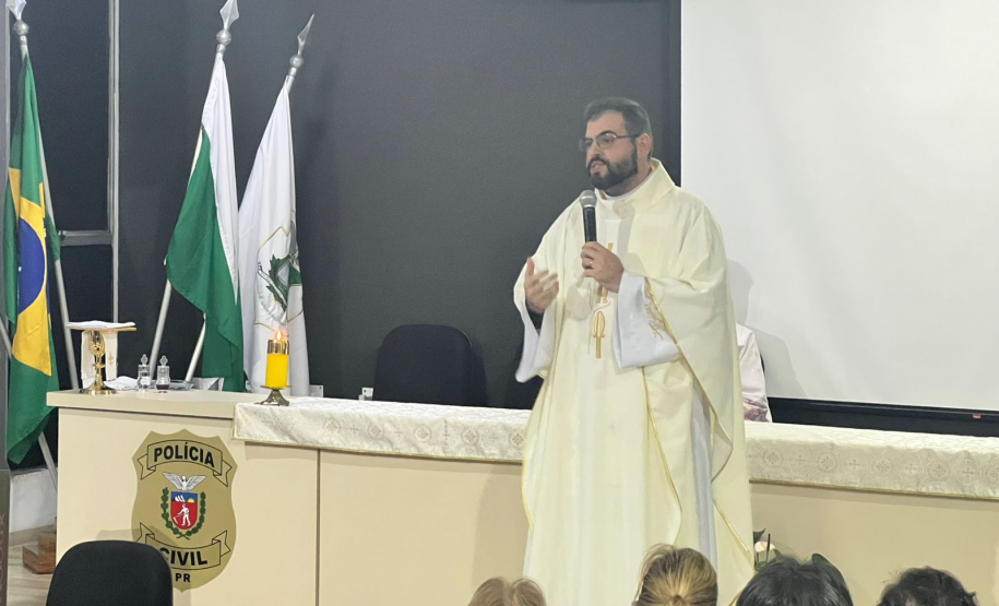 ESPC-PR realiza missa em memória de policiais civis