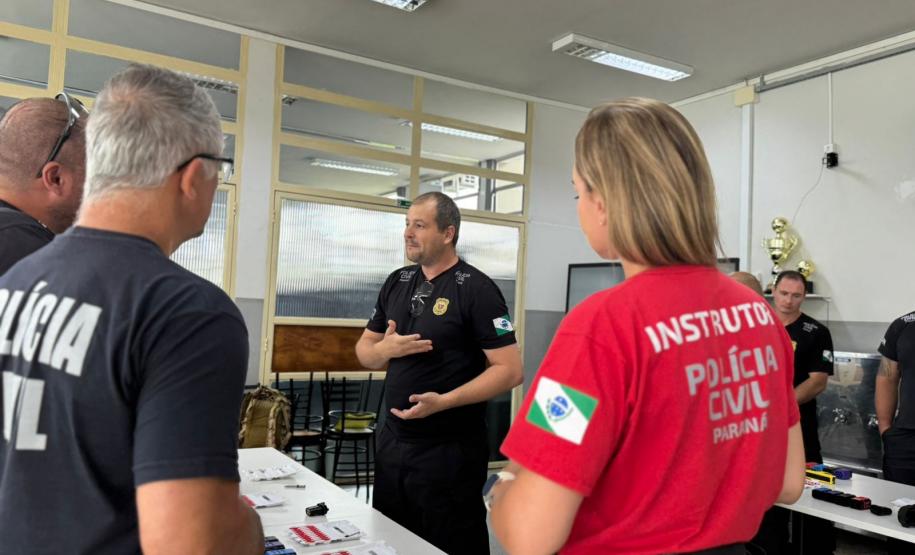 ESPC-PR capacita primeira turma descentralizada de instrutores para docência no uso de Taser 10