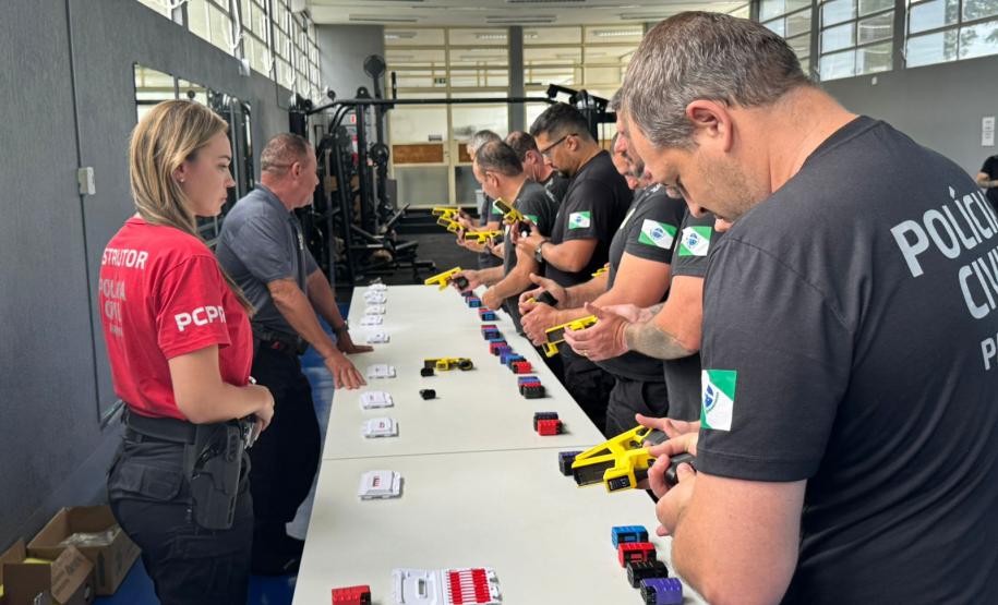 ESPC-PR capacita primeira turma descentralizada de instrutores para docência no uso de Taser 10