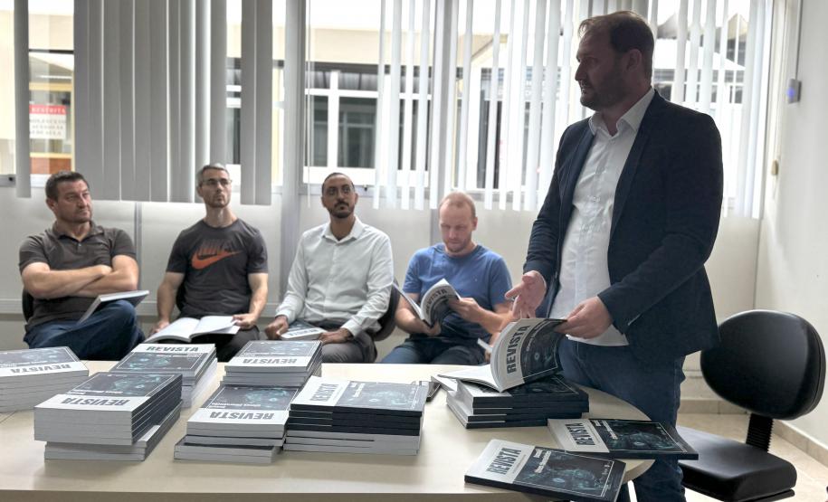 Lançamento da revista