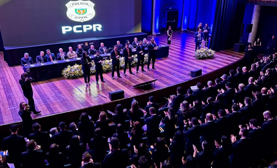 PCPR forma 90 delegados, agentes e papiloscopistas para reforçar o efetivo em todo o Paraná