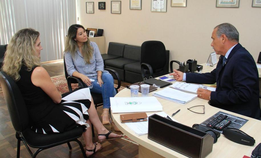 semana agitada Diretor recebe primeira-dama na Semana das Mulheres