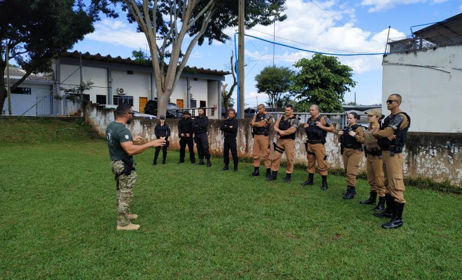 ESPC leva curso de APH em Combate para Umuarama