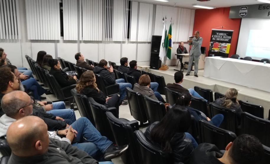 homiio Palestra sobre Investigação de Homicídio