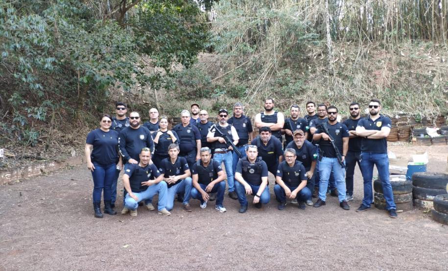 Instrução de Armamento e Tiro em Umuarama