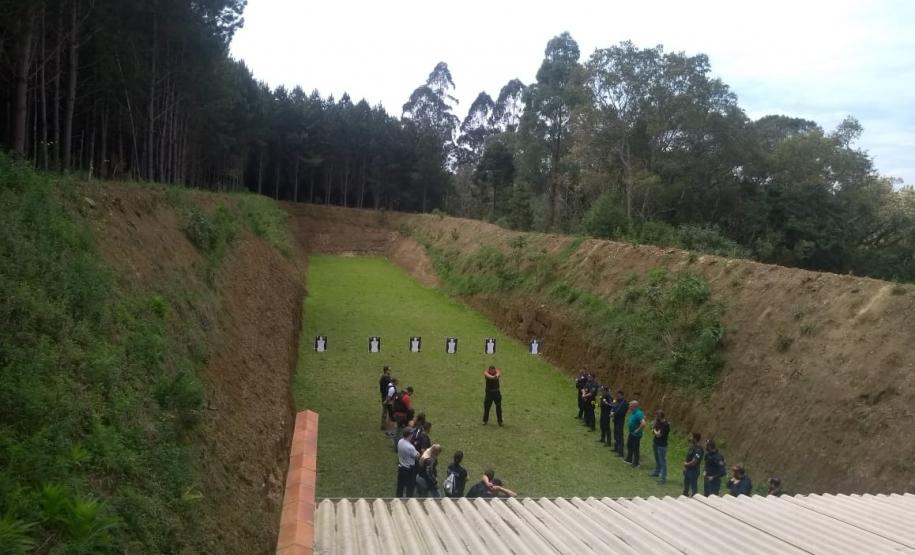 espc Atualização em Armamento e Tiro para 3ª Subdivisão Policial