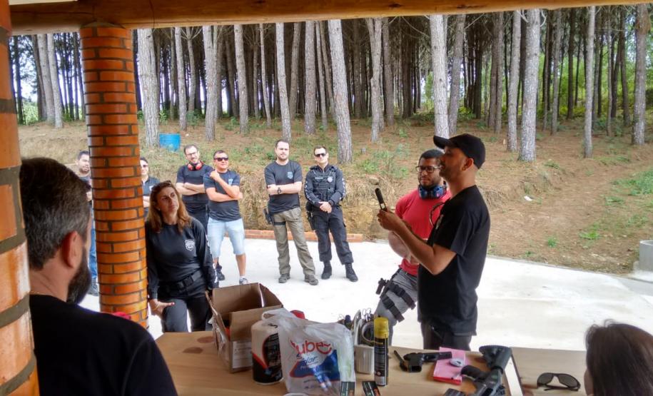 espc Curso de Tiro na 3ª Subdivisão Policial