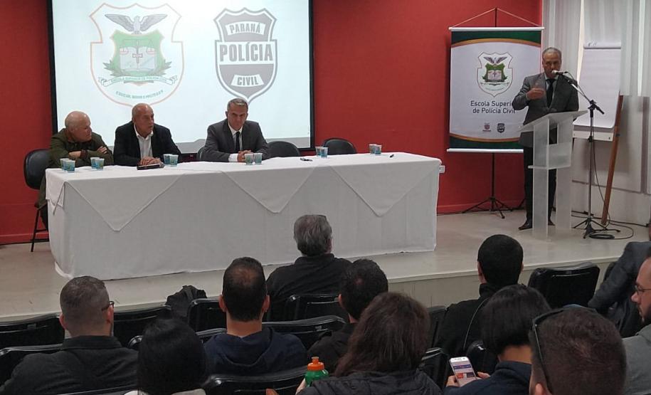 frances Curso de Interceptação: análise de fluxos de dados digitais e telefônicos